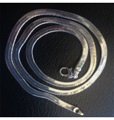 Collar plano modelo serpiente